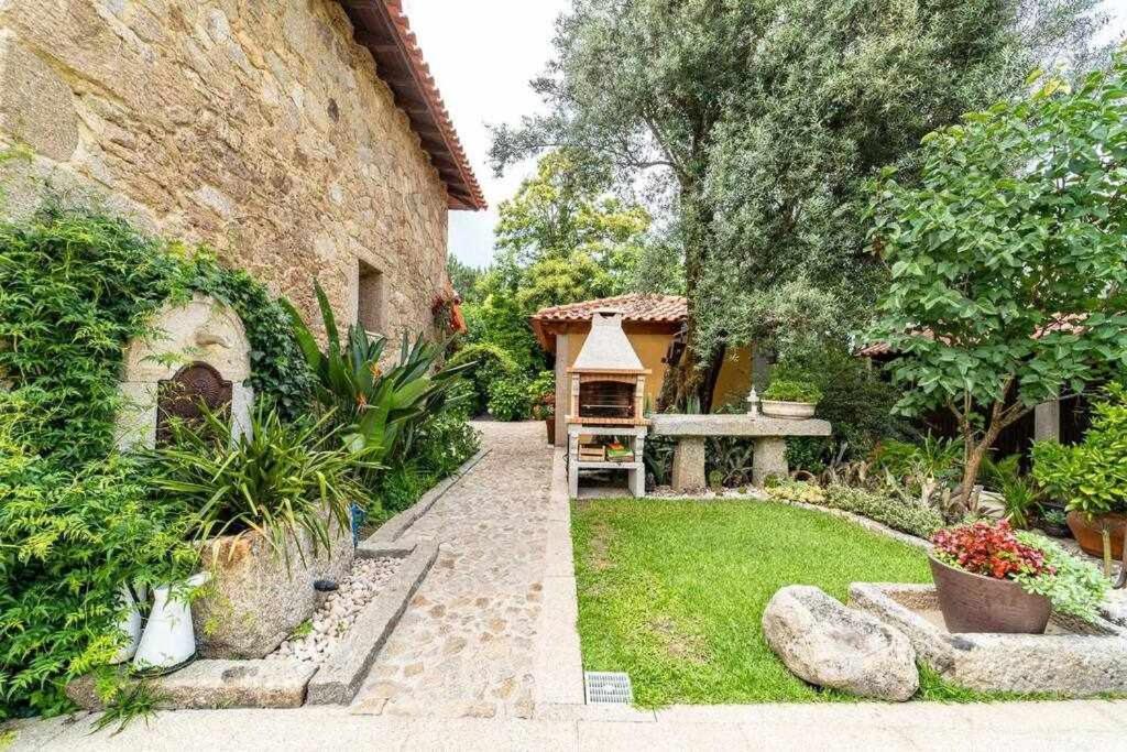 Casas Casal Do Carvalhal - Agroturismo Amares Eksteriør bilde
